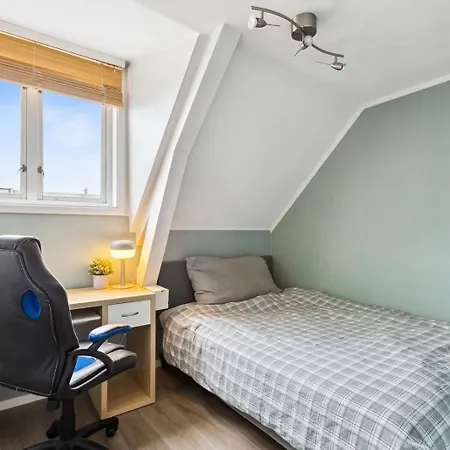 Apartment With Space For Everyone!