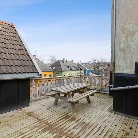 Leilighet With Space For Everyone!